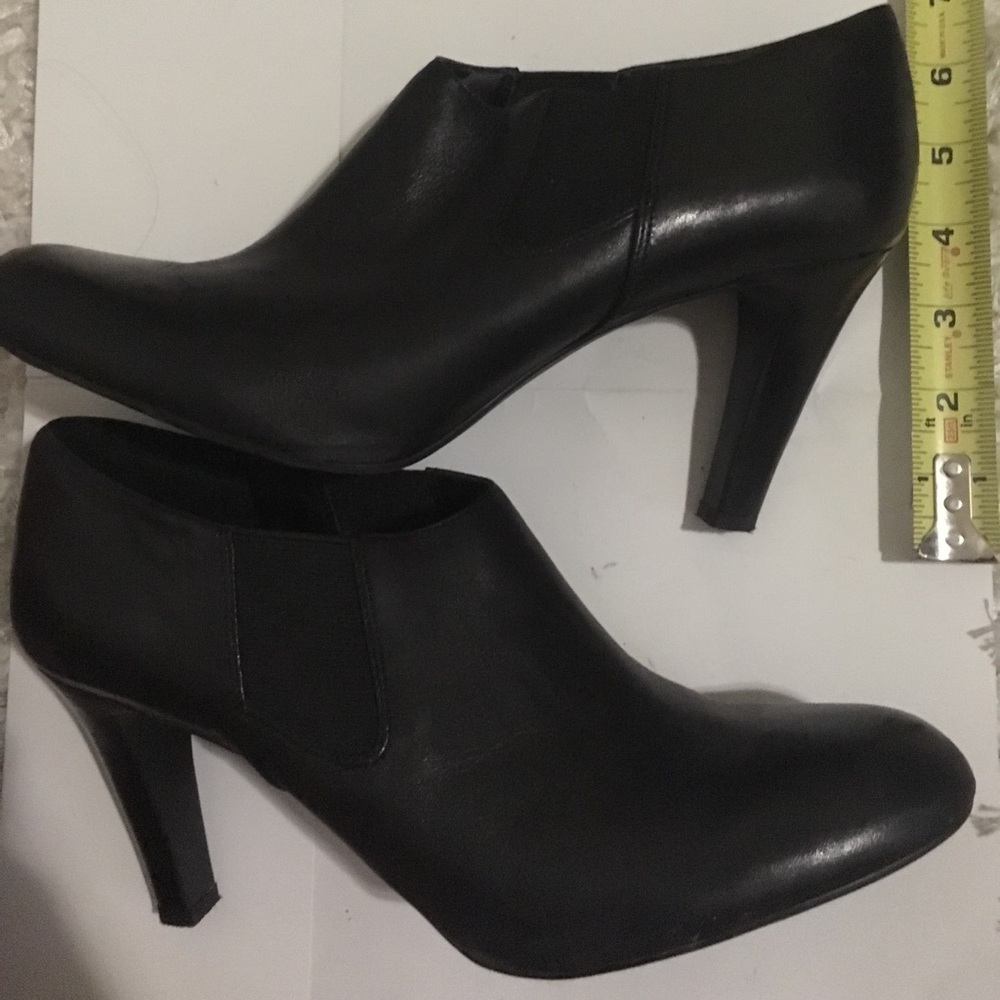 Franco Sarto black bootie size 10